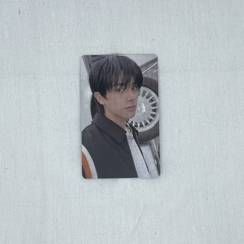 photocard pc jake enhypen border: carnival b:c down version
