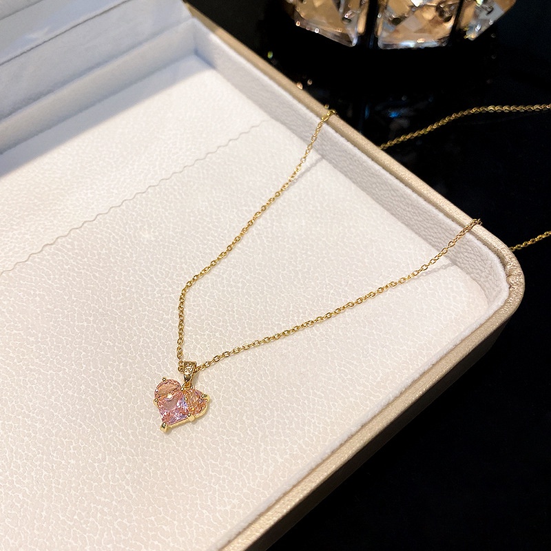 Kalung Rantai Klavikula Bahan Titanium Steel Desain Hati Warna Pink Untuk Perempuan