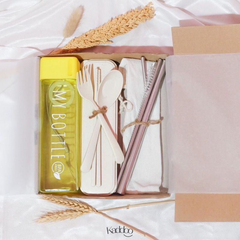 

Hampers Gift Box My Bottle Dan Sedotan Stainless Untuk Kado Murah