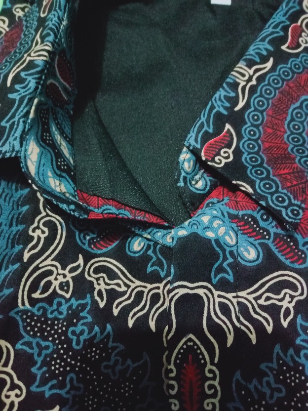 Mahkota Merah Kemeja Batik Pria Lengan Panjang Pendek Lapis Furing Baturaden