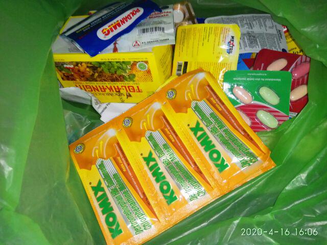 Ultraflu 1 Strip / 4 Tablet Kaplet / Obat Flu, Bersin, Demam Kepala