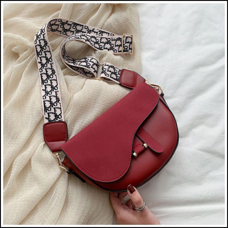 Tas Selempang Fashion Import ( Sling-Bag ) SADDLE-BAG . Kode : B11004