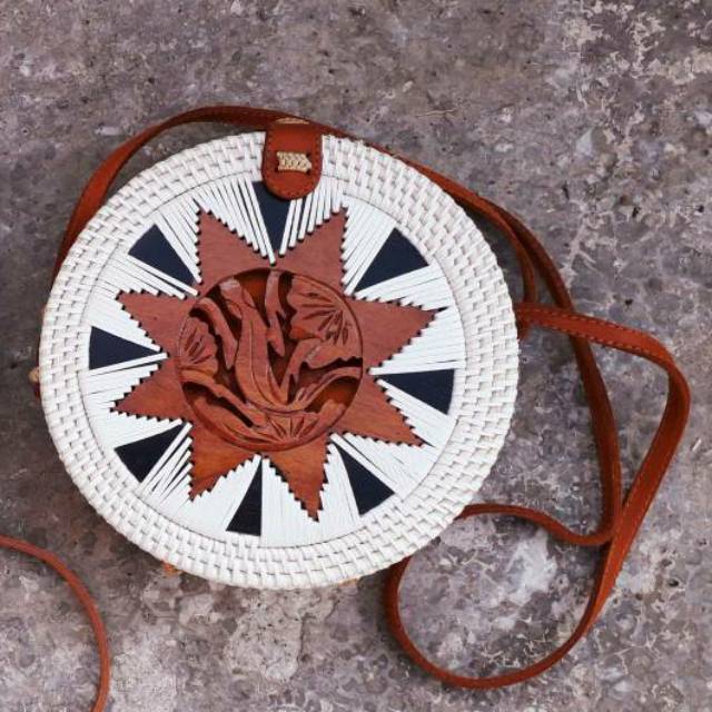 TAS ROTAN LUKIS ORIGIONAL WANITA KEKINIAN - PRODUSEN DAN GROSIR TAS ROTAN MURAH EXPORT QUALITY