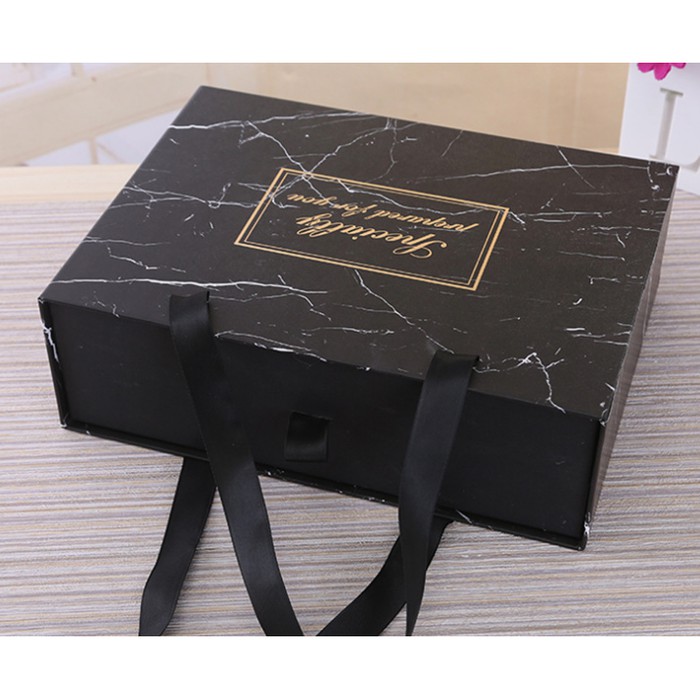 

JGO gift box hard / keras marmer vintage . kotak hampers bagus