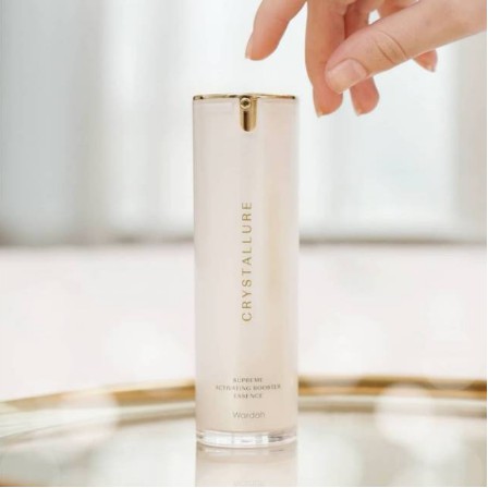 Wardah Crystallure Booster Essense