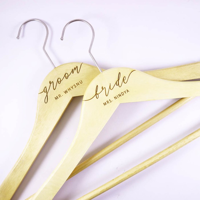 Hanger Kayu Custom | Grafir Gantungan Baju Kayu Wooden