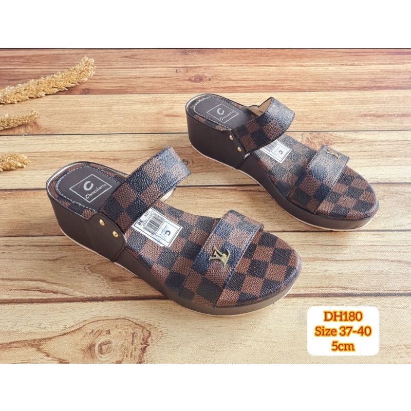 abbushoes dh 180 Sandal Wedges Santai Untuk Wanita Motif Catur