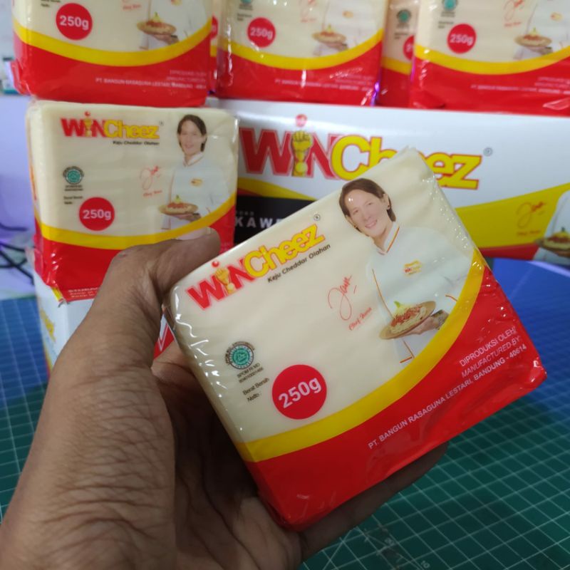 

keju cheddar WINCheez 250 gr