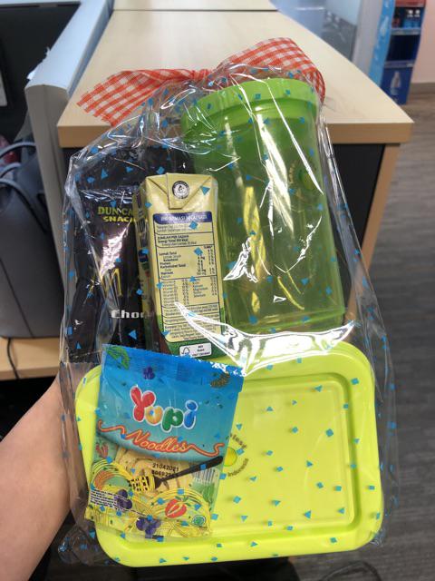Parcel Snack Lunch Box Dan Botol Minum Ulang Tahun