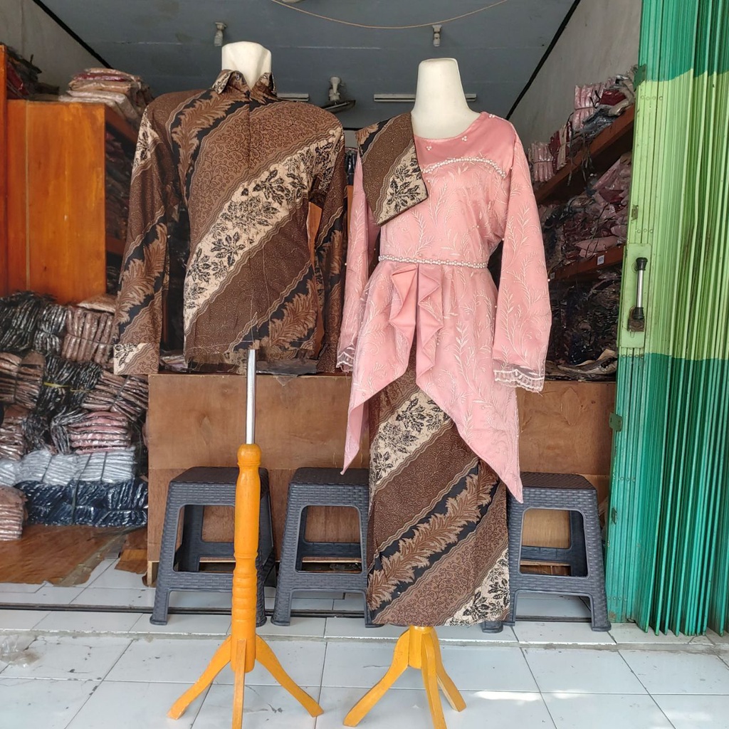 SHOPASHOP SOLO Batik Kebaya Couple New Latifa Payet Tulle Mutiara / Couple Kebaya Wisuda/ Couple Kebaya Tunangan