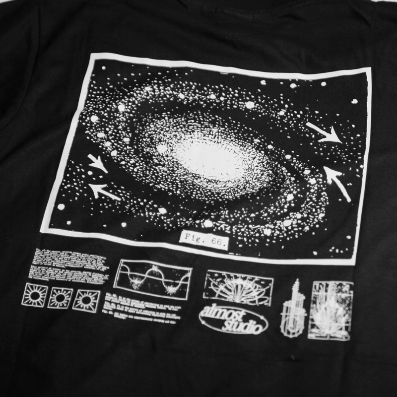 Almost Studio - T-Shirt - Orbit - Black