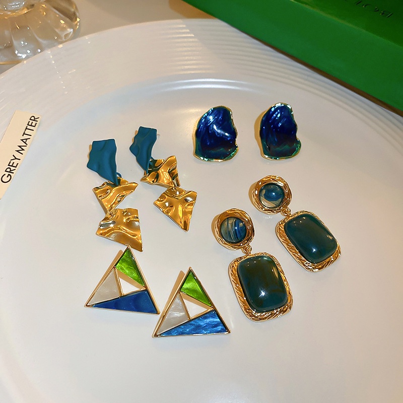 Anting Tusuk Bentuk Geometri Bulat / Kotak / Segitiga Warna Biru Untuk Wanita