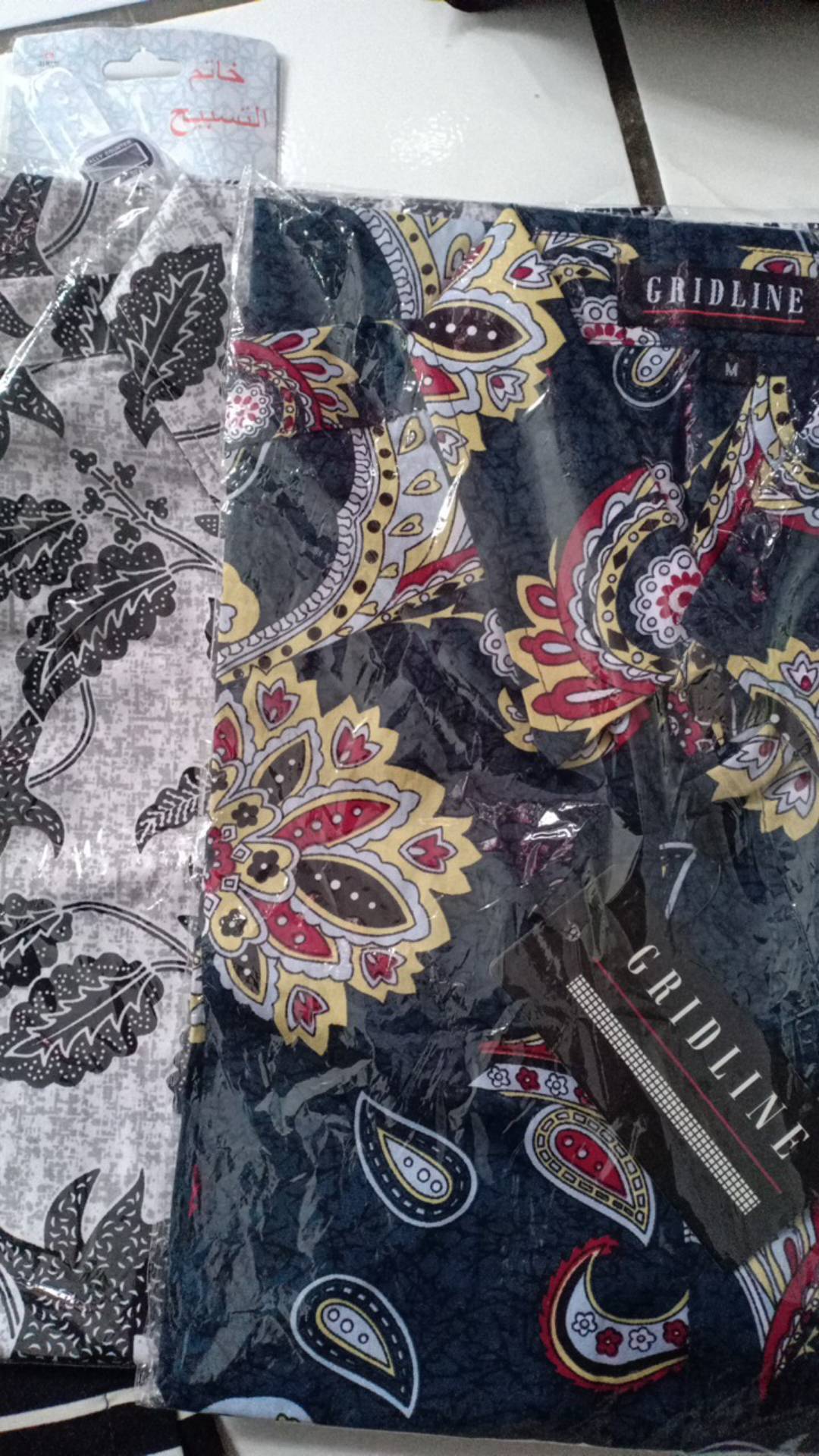 [gridline - Regular1] Kemeja Batik Pria Katun Lengan Pendek Regular R021 R022 R023 R024 R025 R026