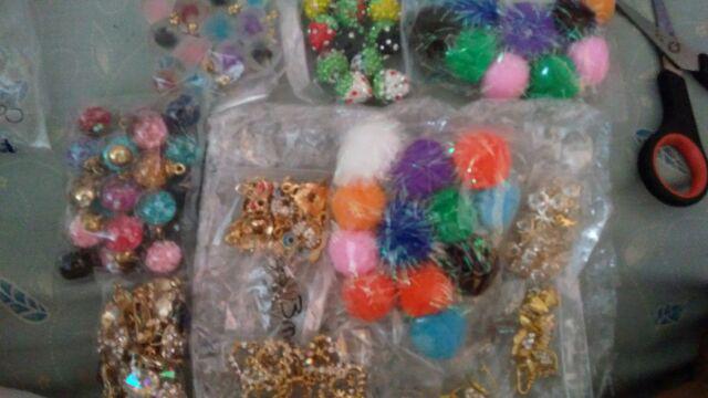 Pom-pom Kumis Uk 3cm /lusin