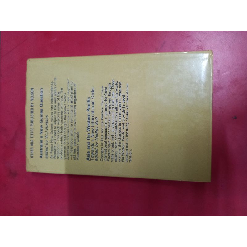 The Chinese In Indonesia Five Essays Edited By J.A.C. MACKIE