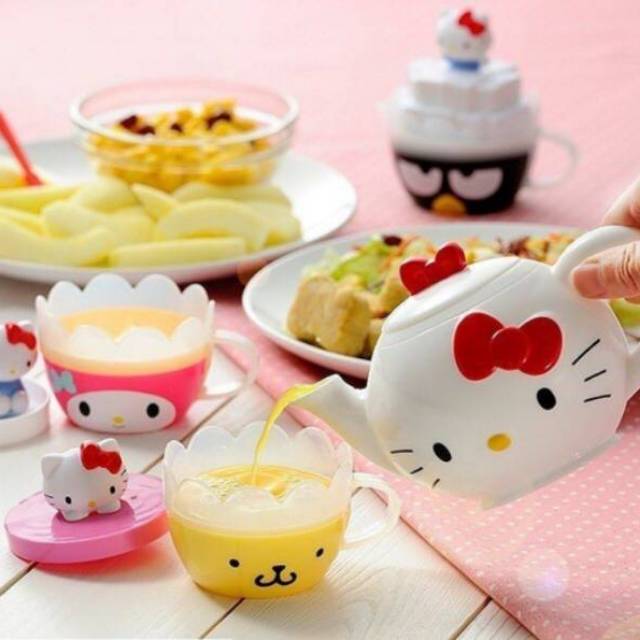 Mcdonalds Hello Kitty Tea Set On Mercari Hello Kitty Christmas, Hello