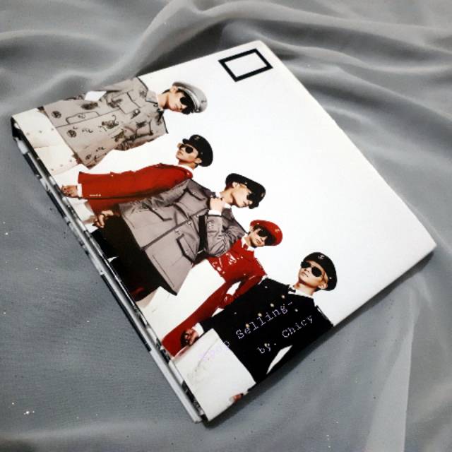 SHINee Everybody Album