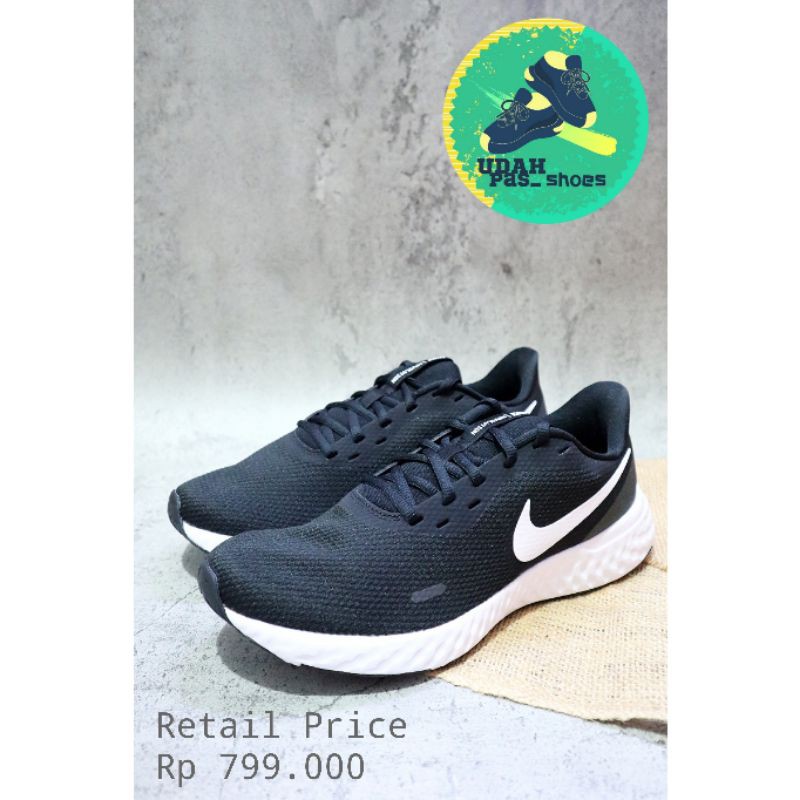 NIKE REVOLUTION 5 ART BQ3204-002