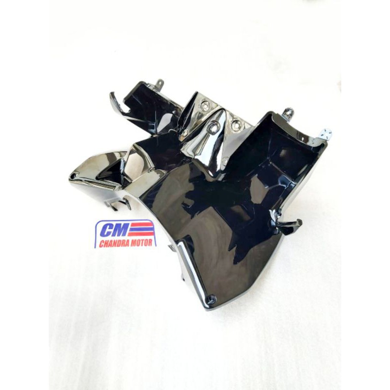 Tebeng cover kontak atas  laci  cover inner upper old vario 125 fi lama HITAM 81131-KZR-600ZK asli