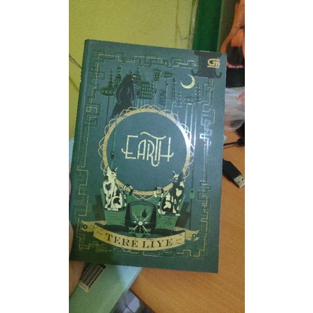 Earth / Bumi Tere Liye Preloved ORI
