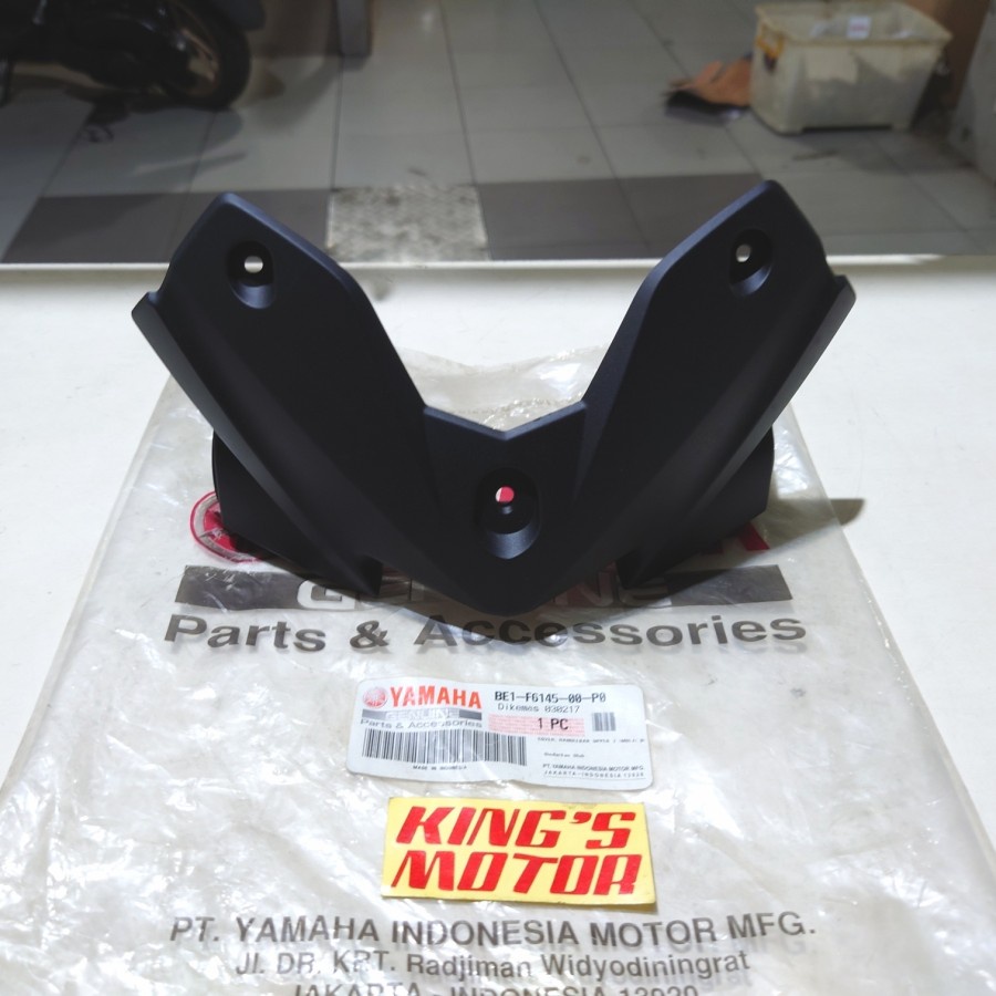 COVER DUDUKAN VISOR WINDSHIELD BATOK STANG AEROX 125 BE1 F6145