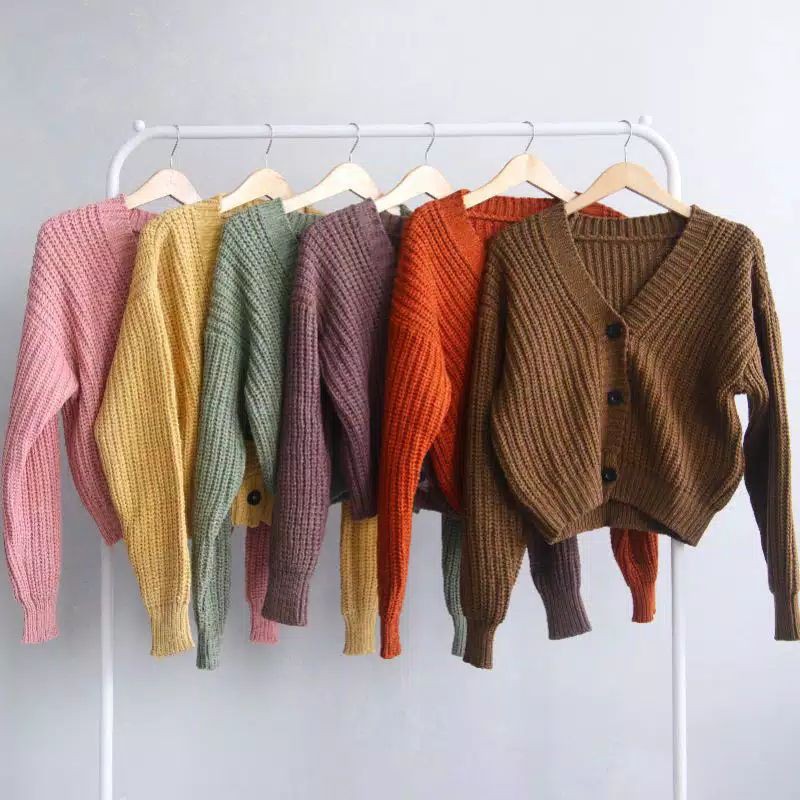 Prilly kardigan krop kancing rajut premium tebal 7get / Knit crop cardy premium 7Gauge