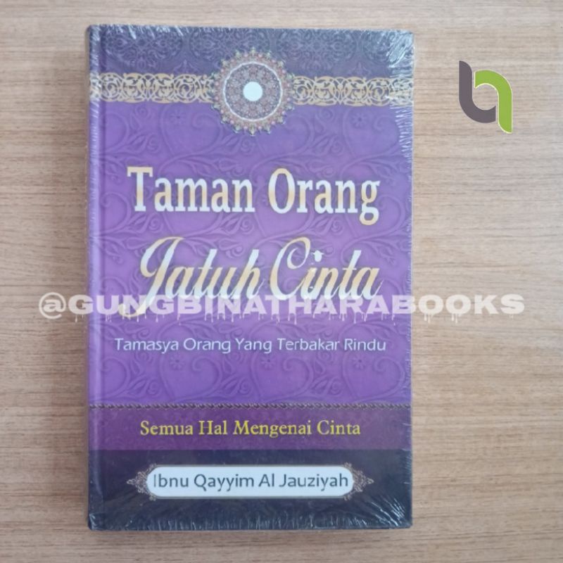 taman orang jatuh cinta