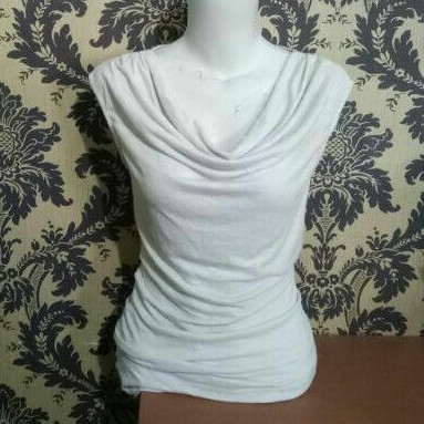 Baju brend Express