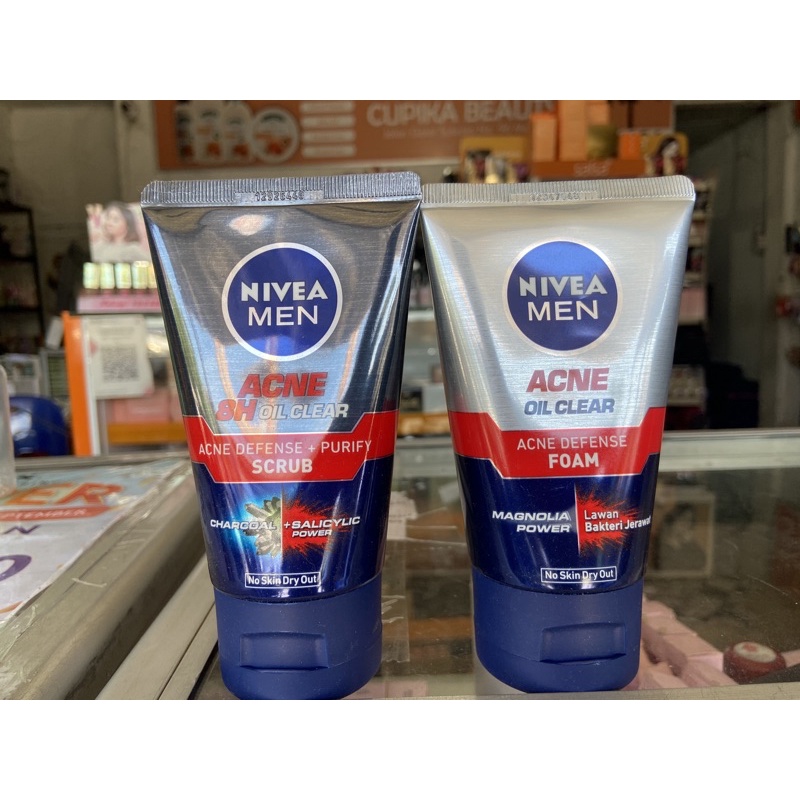 100 ml -- nivea man acne defence oil clear -- sabun wajah pria nivea man acne defence 100 ml