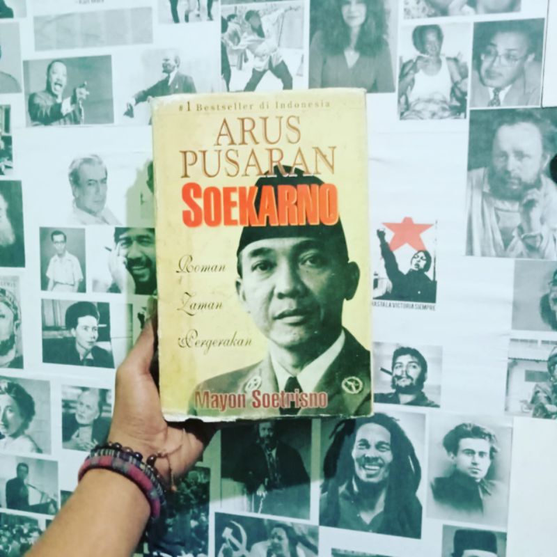 Mayon Soetrisno | Arus Pusaran Soekarno | Cermin Kaca Soekarno | Seberkas Cinta di Kaca Prisma | Kab
