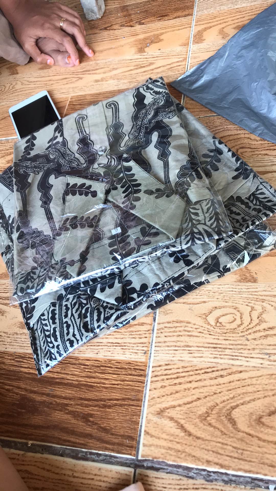 Batik Couple Keluarga Sania Ruffle Ori Ndoro Jowi Dnt Marissa