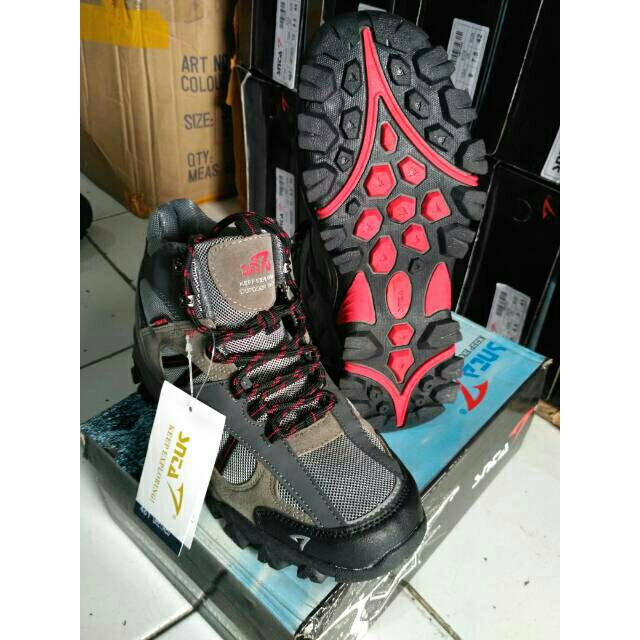 Sepatu gunung, sepatu outdoor, sepatu tracking seri 481