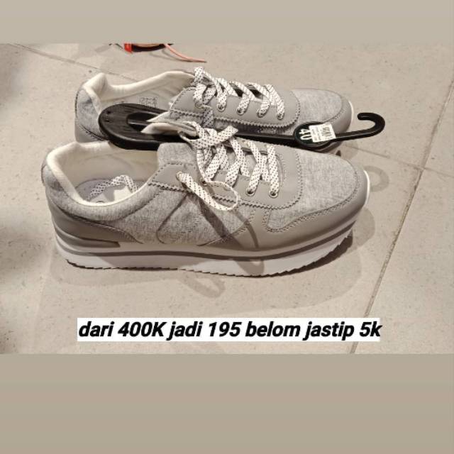 max fashion shoes sale 195K aja sudah sama jastip original store