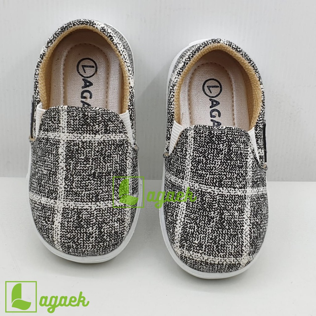 Sepatu Anak Laki Slip On Kotak Kotak Usia 1 4 6 Tahunan Reject Layak Pakai [SEPATU REJECT]