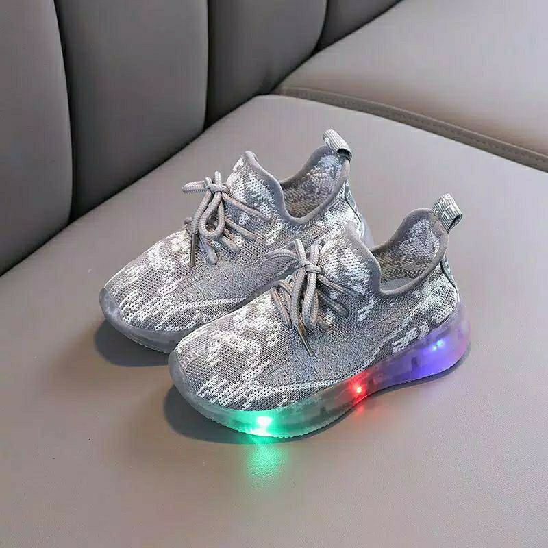 Sepatu Sekolah Anak Impor Led / Lampu