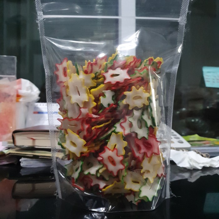 

vd201gf Kerupuk Bawang Tersanjung Bintang Besar/Kerupuk Tersanjung (250Gr) Dscscv