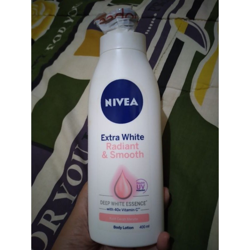 Handbody Nivea Extra White 400ML