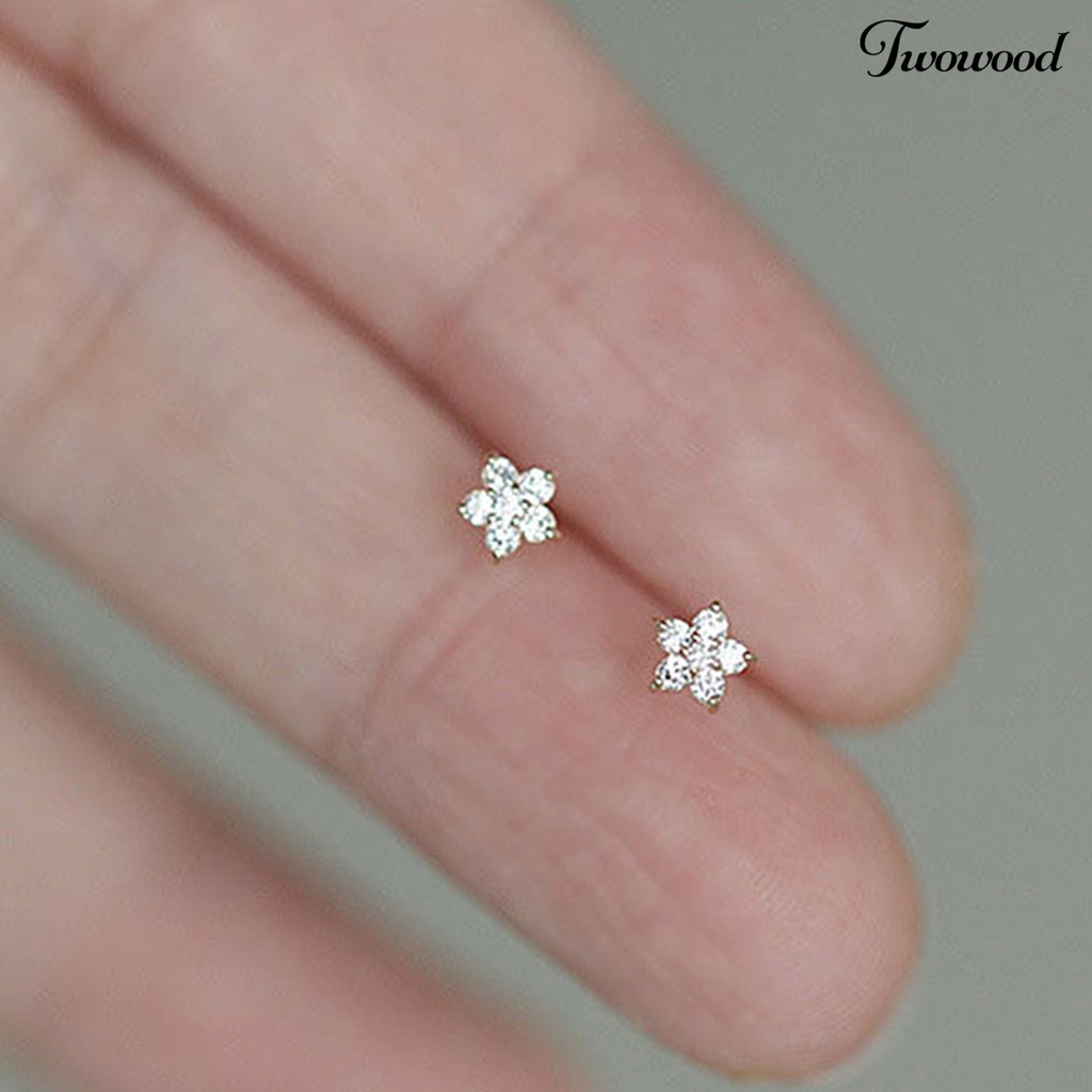 1 Pasang Anting Stud Bentuk Bintang Bahan Cubic Zirconia Untuk Wanita