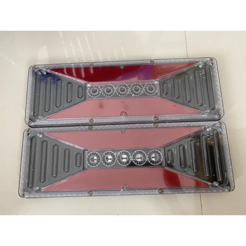 (INDO 168) Lamp Lampu Truk 24 volt model 5 titik