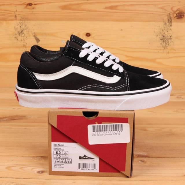 Sepatu Vans Old Skool Classic Black White Original BNIB VN000D3HY28 | Shopee Indonesia