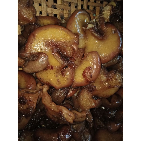 

Gepuk Tambusu sapi ( KHAS CIAMIS)