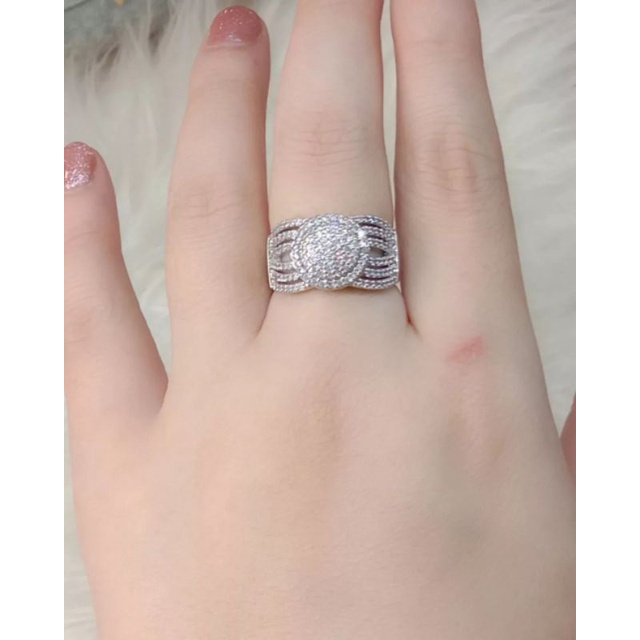 Cincin Titanium Wanita Anti Karat, Anti Alergi, Tahan Lama, Di Jamin REALPICT 100% dan High Quality, Pilih 1 dari 2 Warna