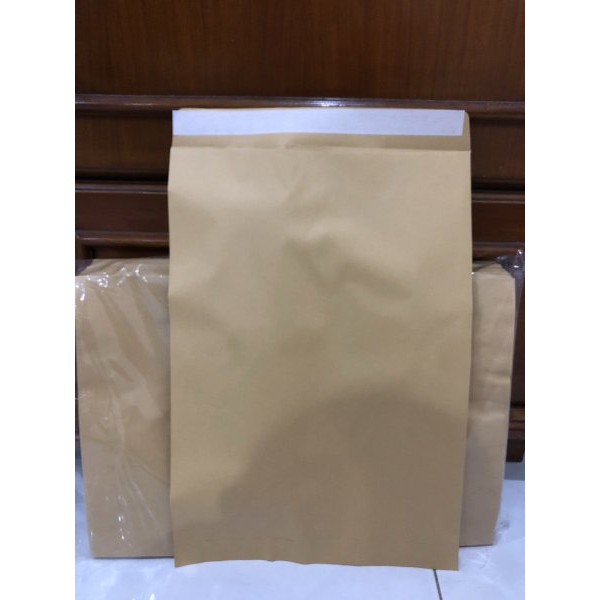 

HJK Amplop coklat Folio dengan lem atau seal