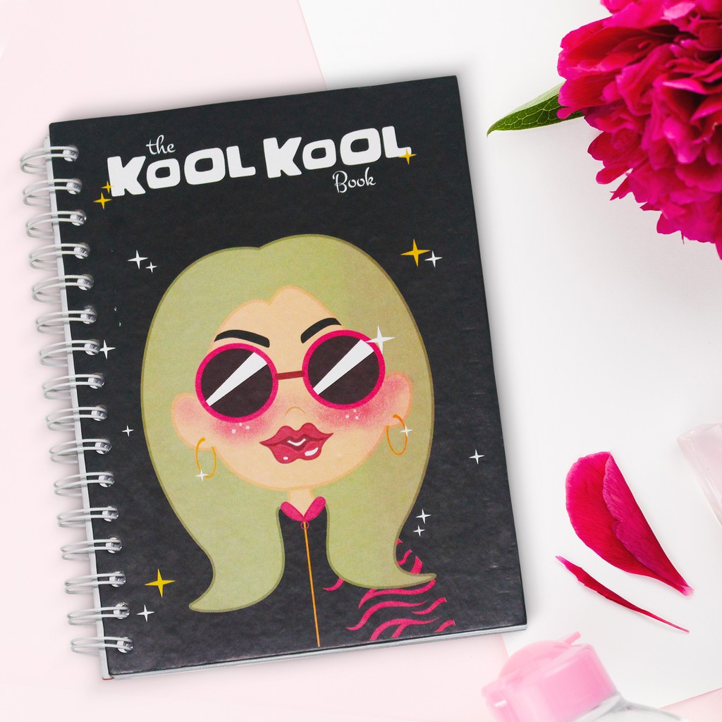 

Buku Agenda Diary, Weekly Planner, Catatan Lucu Motif Cewek, Kado Spesial Unik - Kool