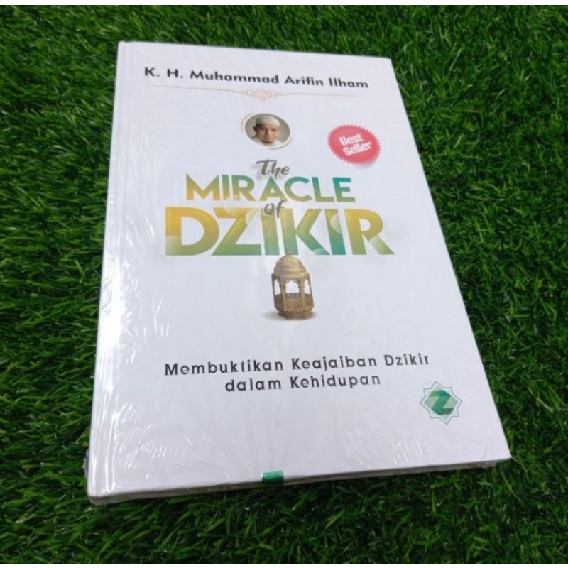 

BUKU THE MIRACKLE OF DZIKIR MEMBUKTIKAN KEAJAIBAN DZIKIR DALAM KEHIDUPAN