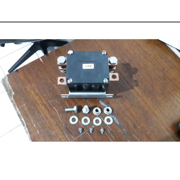 Selenoid. Solenoid Turtle winch 500 Ampere. Universal