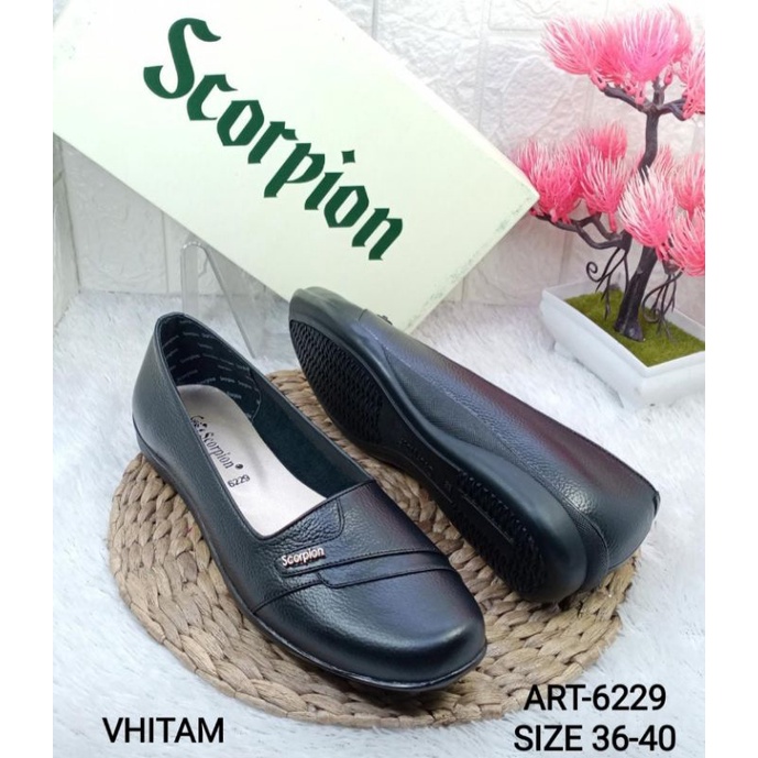 sepatu wedges kulit wanita Scorpion 6229