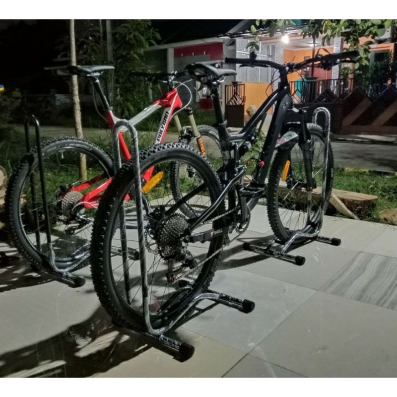 PADDOCK SEPEDA MTB / ROADBIKE / LIPAT / PEDOK SEPEDA / PADDOCK PARKIR-Paddock parkir
