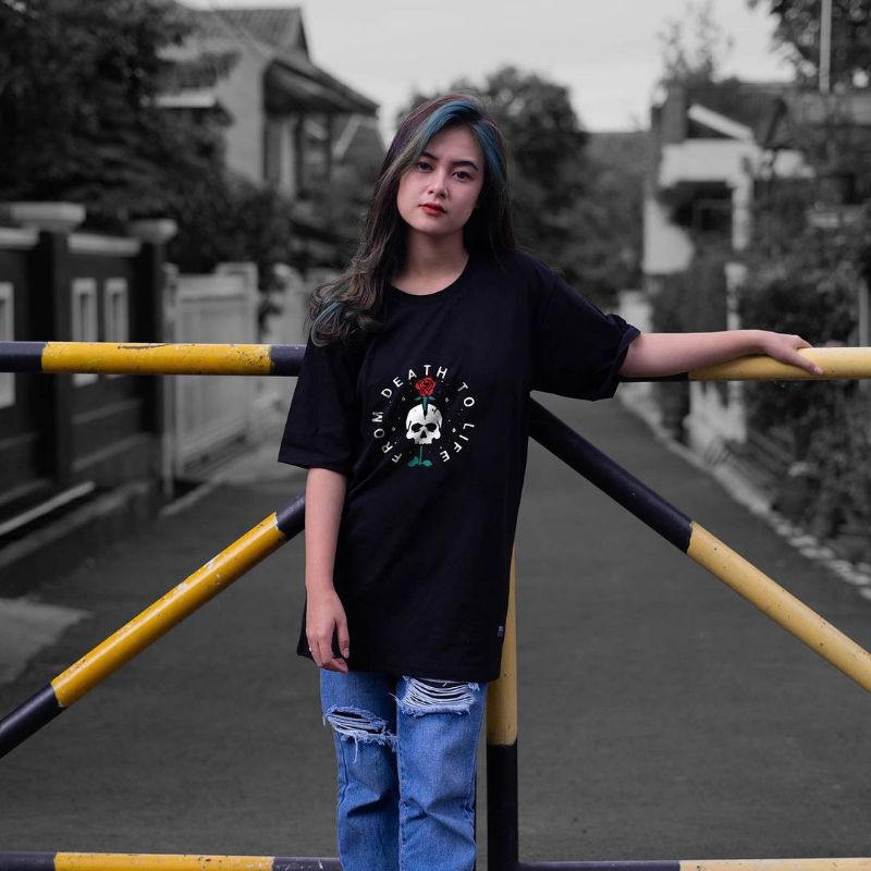 | KAOS Mawar tengkorak
