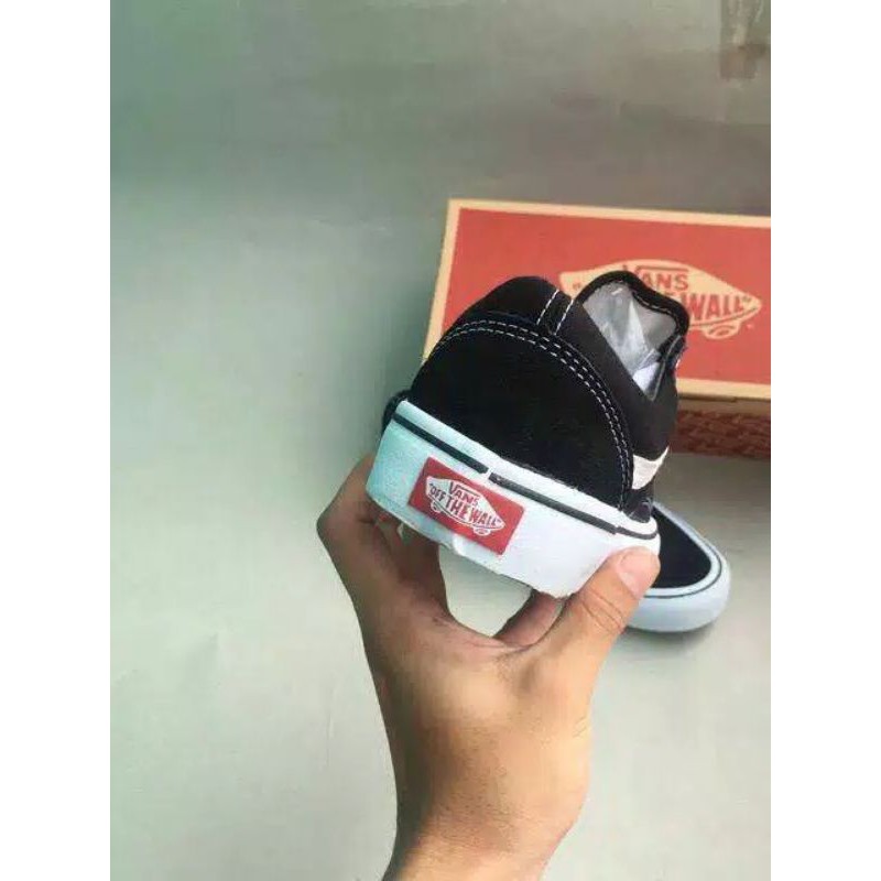 Sepatu vans oldskool black and white premium murah-5